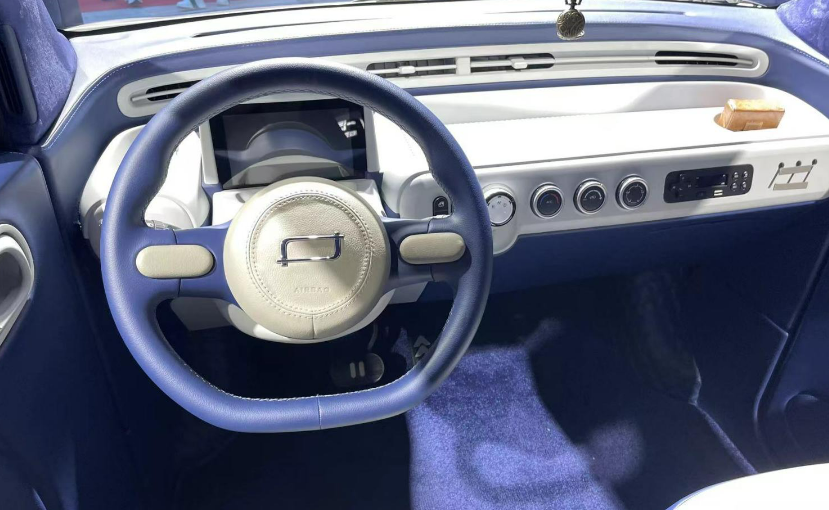 奔腾小马内饰 奔腾小马内饰