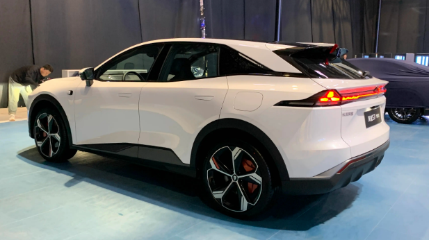 深蓝S7车身焊接效果 深蓝S7车身焊接效果